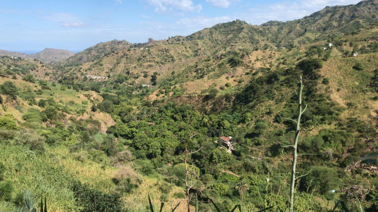 Casa Pe Di Polon Holiday Home Picos Ngoại thất bức ảnh